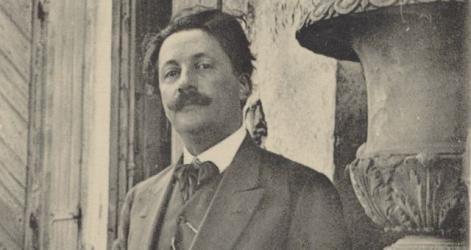 Photograhie en noir et blanc du compositeur Déodat de Séverac